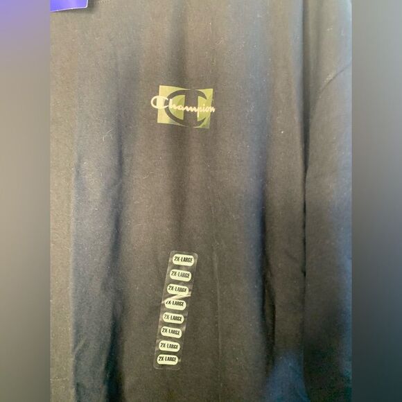 NWT Champion t-shirt. Size XXL - Picture 3 of 3